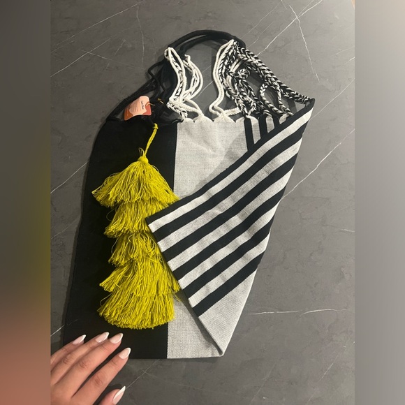 Tote Bag with Tassel hand made - Picture 2 of 5
